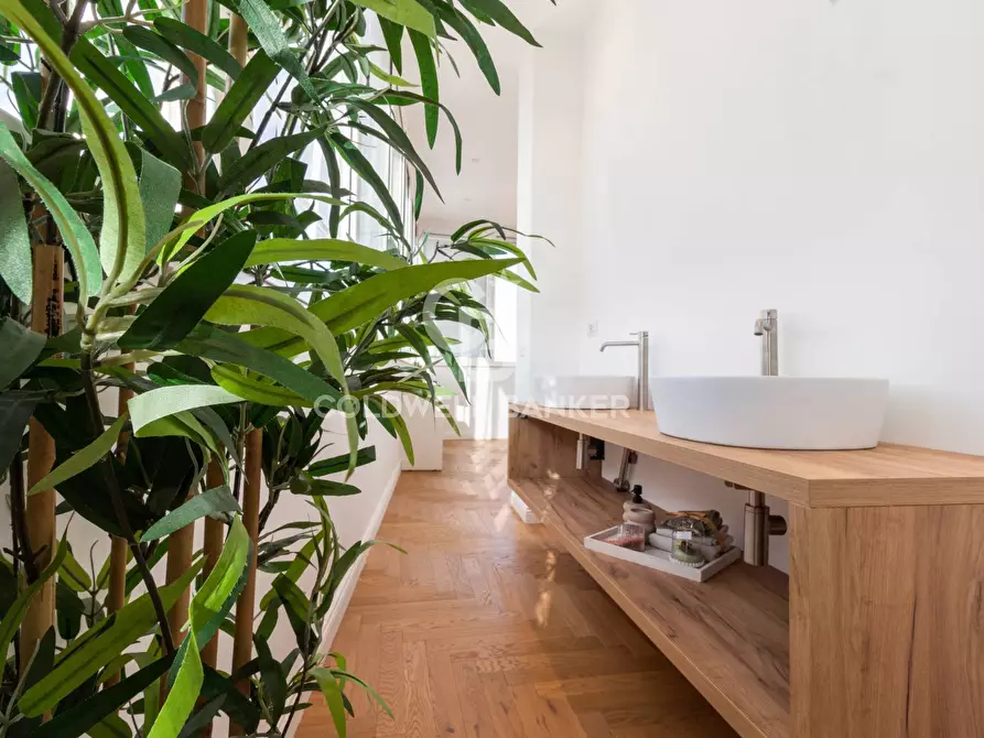 Immagine 30 di Attico in vendita  in Viale Vespucci a Rimini