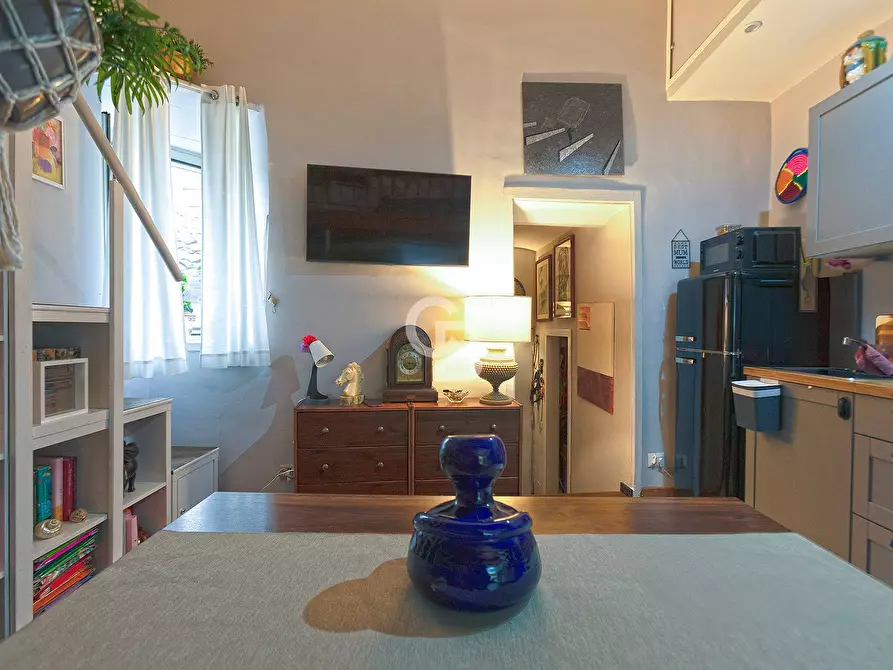 Immagine 11 di Appartamento in vendita  in Via Orologio Vecchio a Viterbo