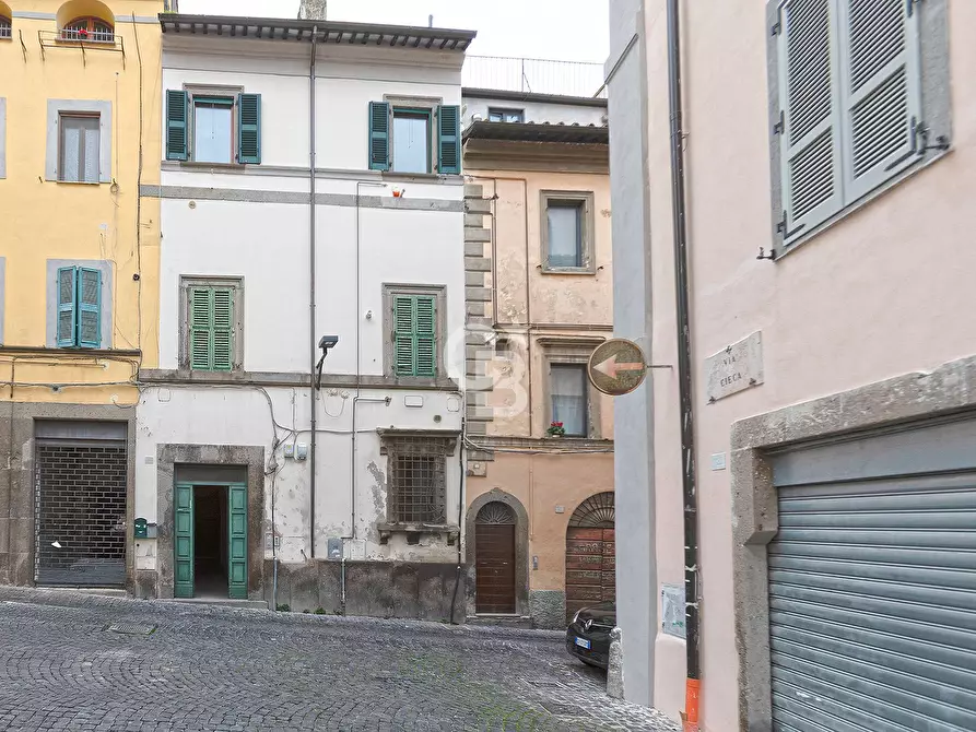 Immagine 19 di Appartamento in vendita  in Via Orologio Vecchio a Viterbo