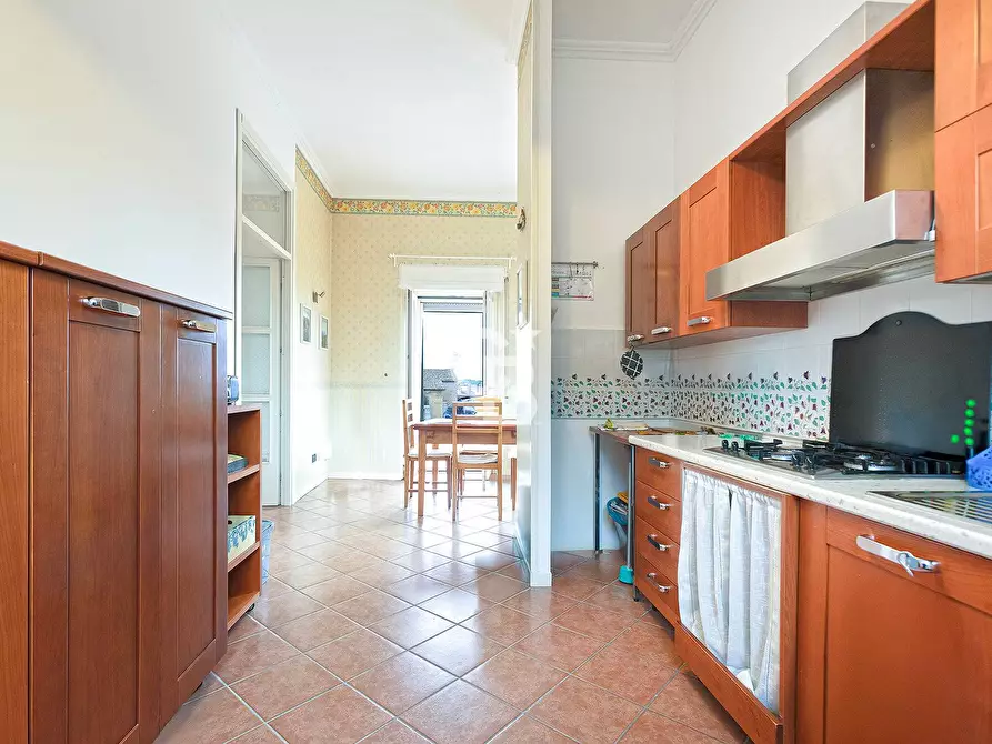 Immagine 10 di Villa in vendita  in Via Don Giuseppe Morosini a Civita Castellana