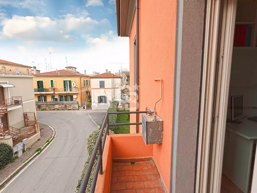 Immagine 16 di Villa in vendita  in Via Don Giuseppe Morosini a Civita Castellana