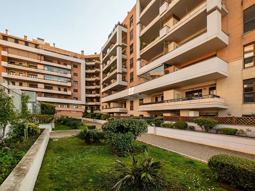 Immagine 3 di Appartamento in vendita  in Via del Perugino a Fiumicino