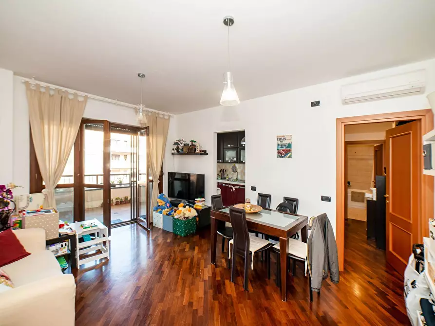 Immagine 8 di Appartamento in vendita  in Via del Perugino a Fiumicino