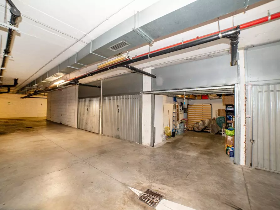 Immagine 24 di Appartamento in vendita  in Via del Perugino a Fiumicino