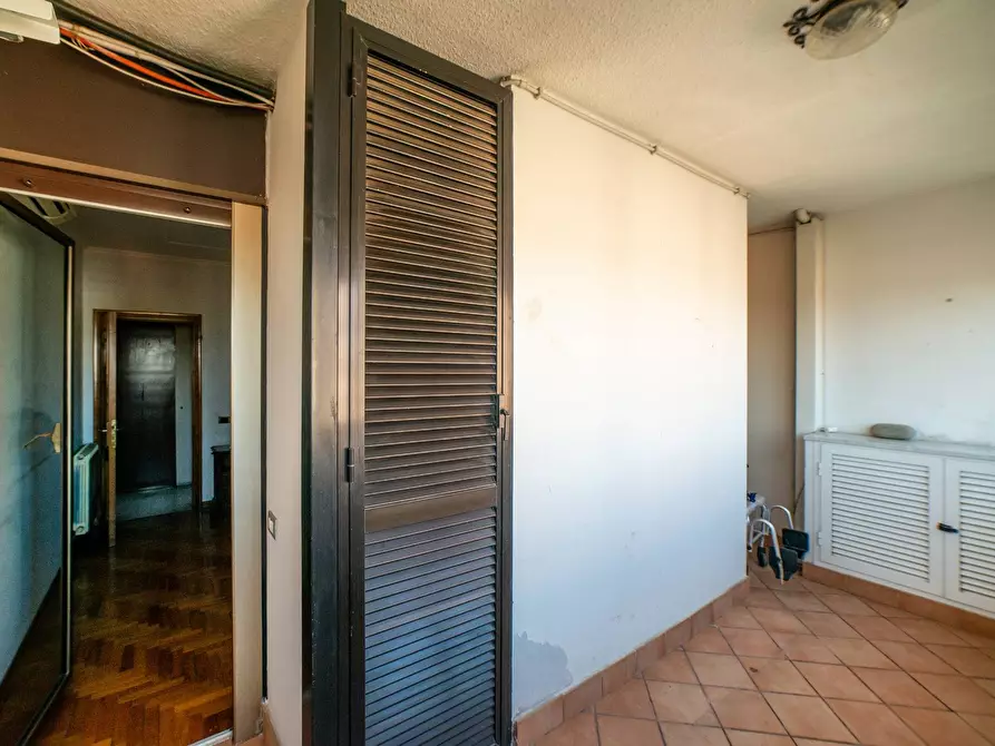 Immagine 24 di Appartamento in vendita  in Via Valentino Mazzola a Roma