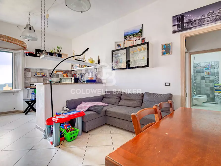 Immagine 1 di Appartamento in vendita  in Via Dante Alighieri a Capoliveri