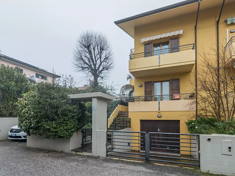 Immagine 28 di Villa in vendita  in Via Oddi a Pesaro