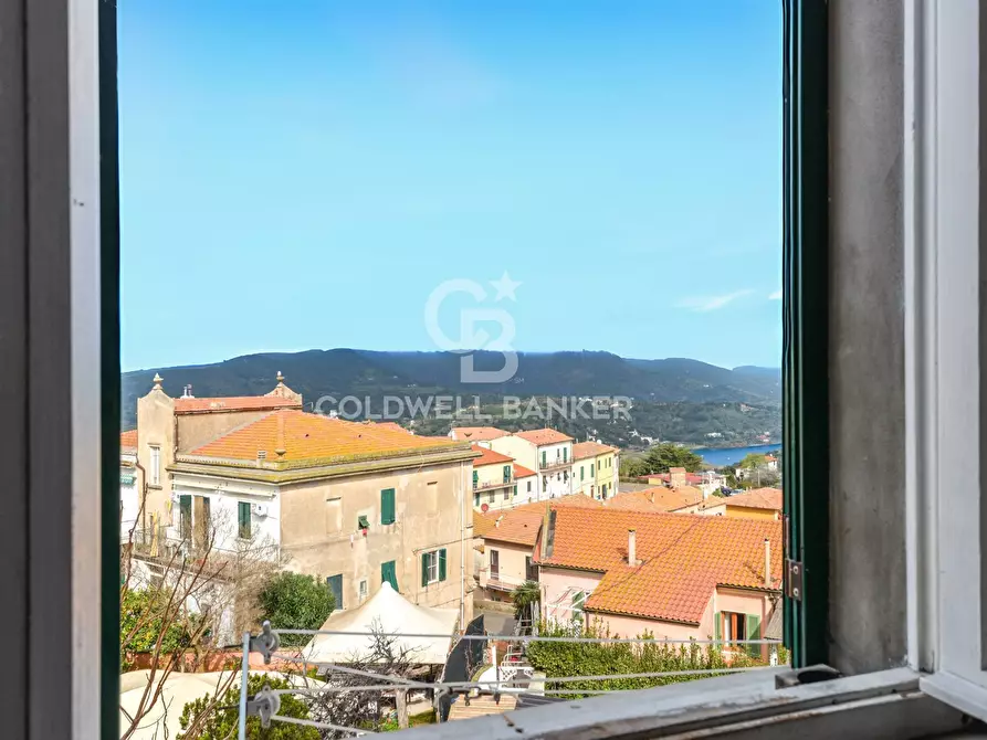 Immagine 3 di Appartamento in vendita  in Via Dante Alighieri a Capoliveri