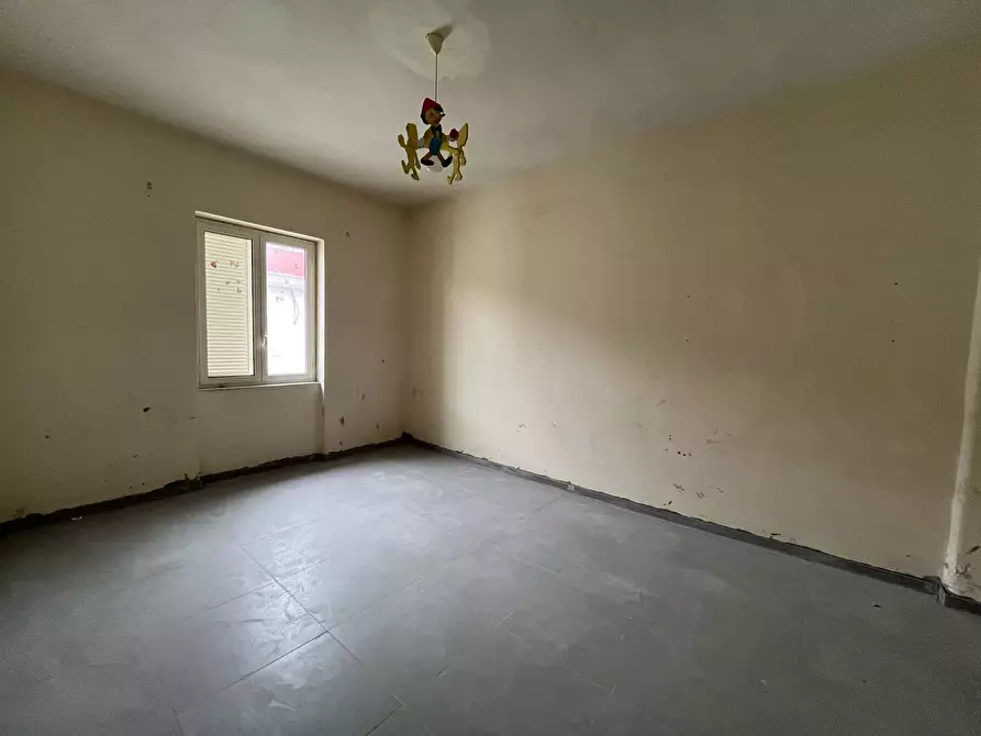 Immagine 5 di Appartamento in vendita  in via Angelo Camillo de Meis a Napoli