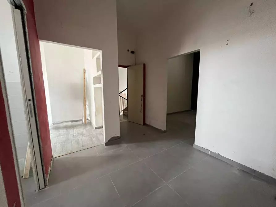 Immagine 9 di Appartamento in vendita  in via Angelo Camillo de Meis a Napoli