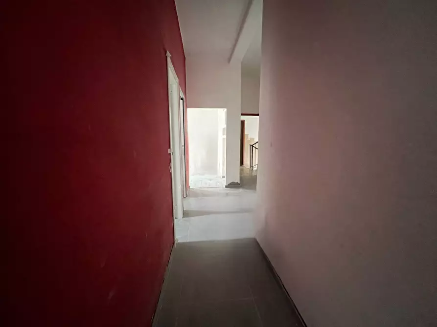 Immagine 10 di Appartamento in vendita  in via Angelo Camillo de Meis a Napoli