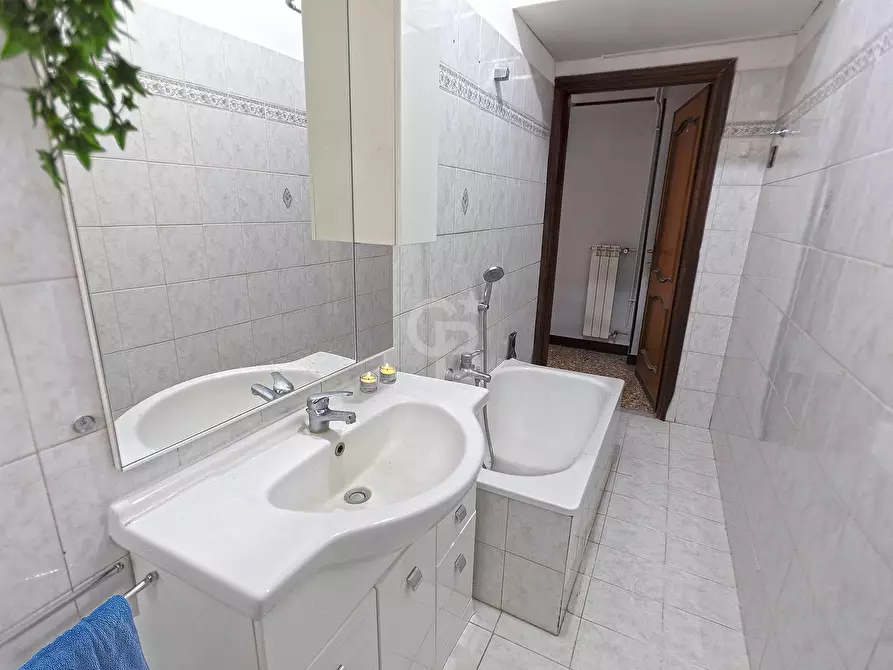 Immagine 16 di Appartamento in vendita  in Via del Giglio a Viterbo