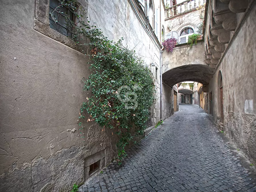 Immagine 23 di Appartamento in vendita  in Via del Giglio a Viterbo