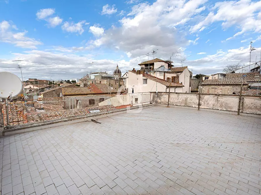 Immagine 20 di Appartamento in vendita  in Via del Giglio a Viterbo