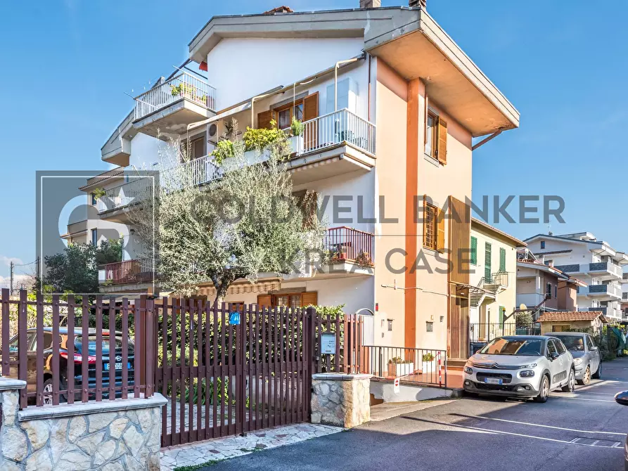 Immagine 22 di Appartamento in vendita  in Via Libero Tubino a Ciampino