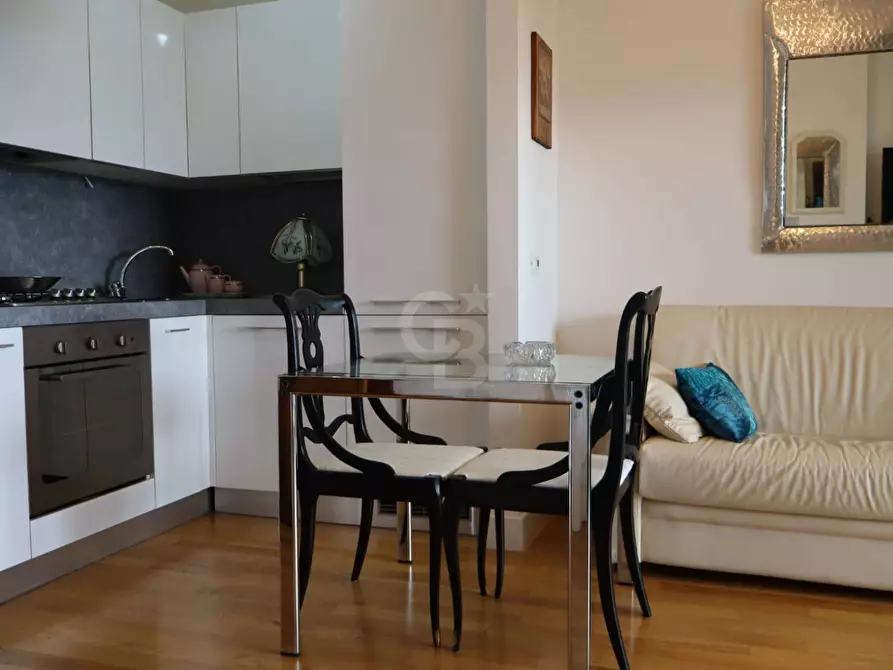 Immagine 9 di Appartamento in vendita  in Via Cassia 1042 a Roma