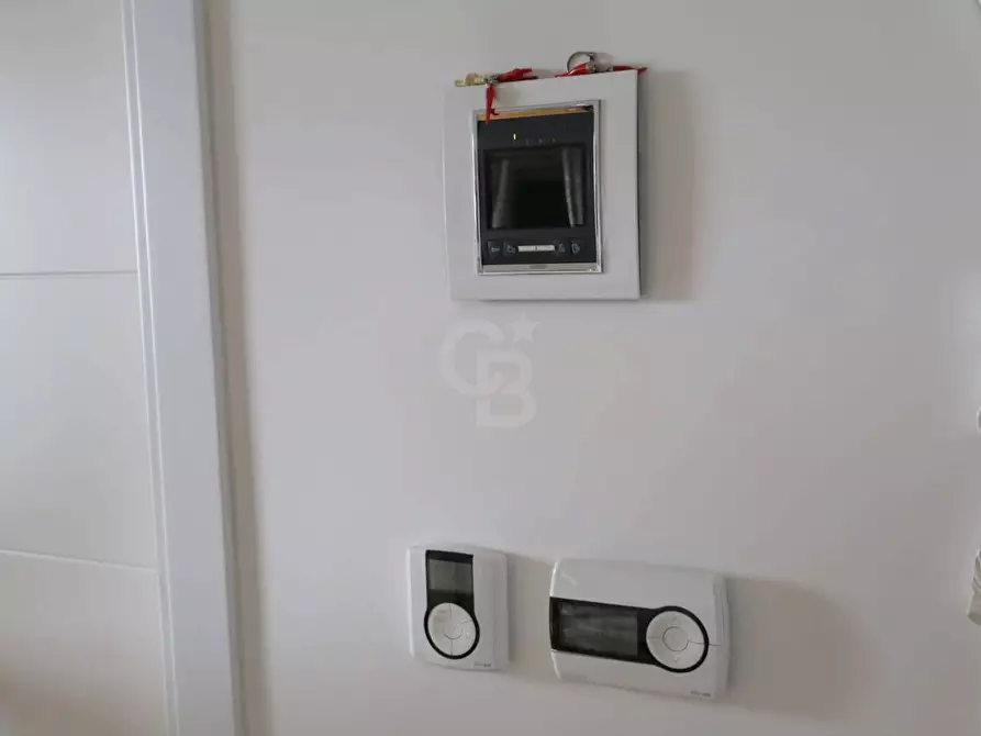 Immagine 13 di Appartamento in vendita  in Via Cassia 1042 a Roma