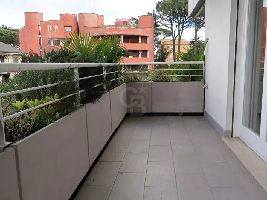 Immagine 5 di Appartamento in vendita  in Via Cassia 1042 a Roma