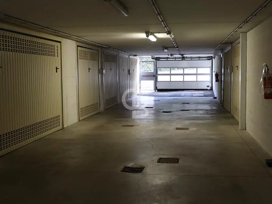 Immagine 19 di Appartamento in vendita  in Via Cassia 1042 a Roma