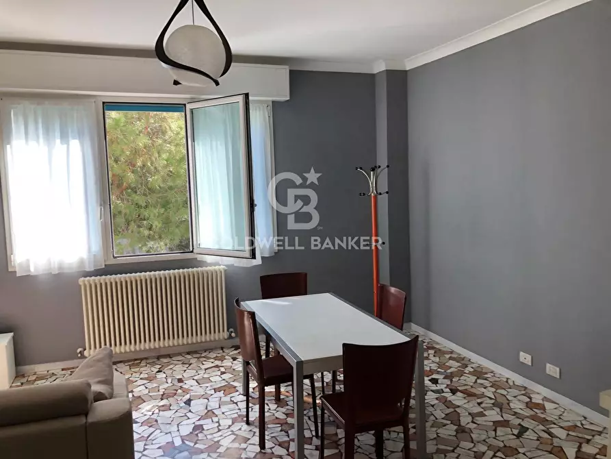 Immagine 4 di Appartamento in affitto  in Viale Dante a Riccione