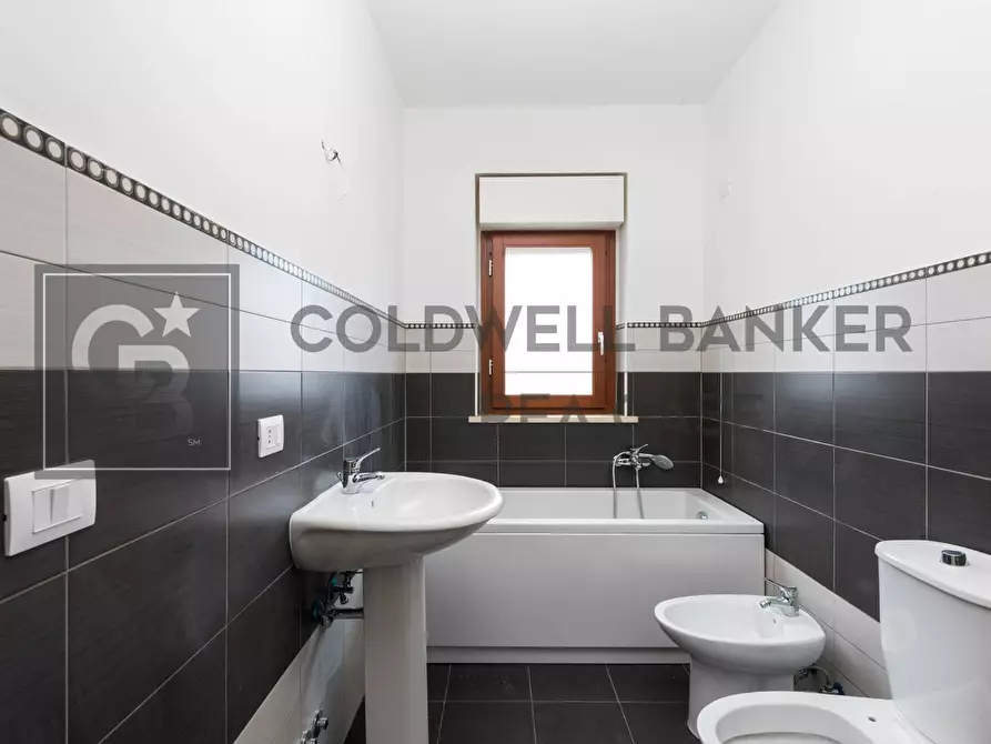 Immagine 16 di Appartamento in vendita  in Via Palaverta a Marino