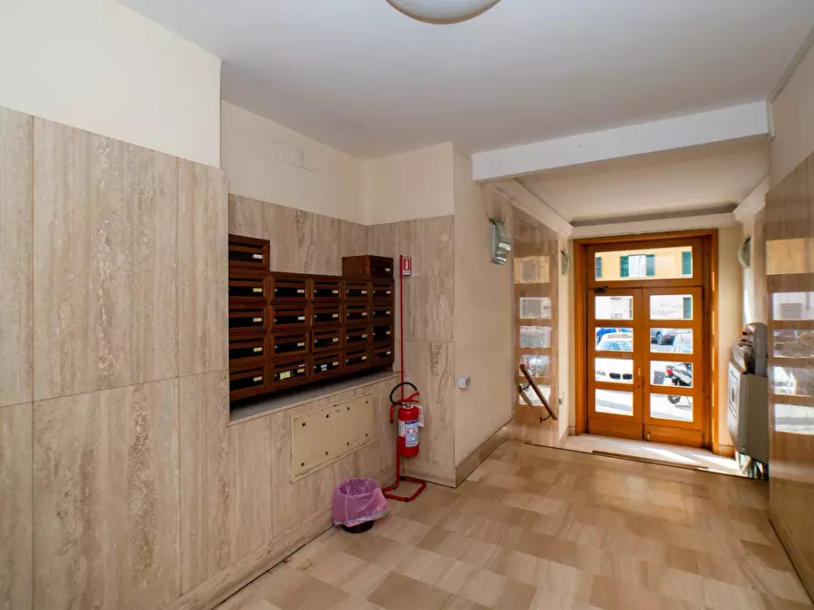 Immagine 4 di Attico in vendita  in Via Licia a Roma