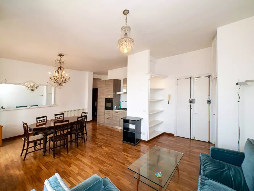 Immagine 6 di Attico in vendita  in Via Licia a Roma