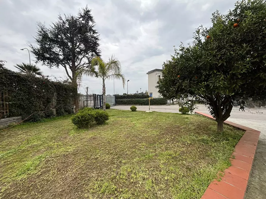 Immagine 27 di Capannone industriale in vendita  in via San Francesco a Patria a Giugliano In Campania