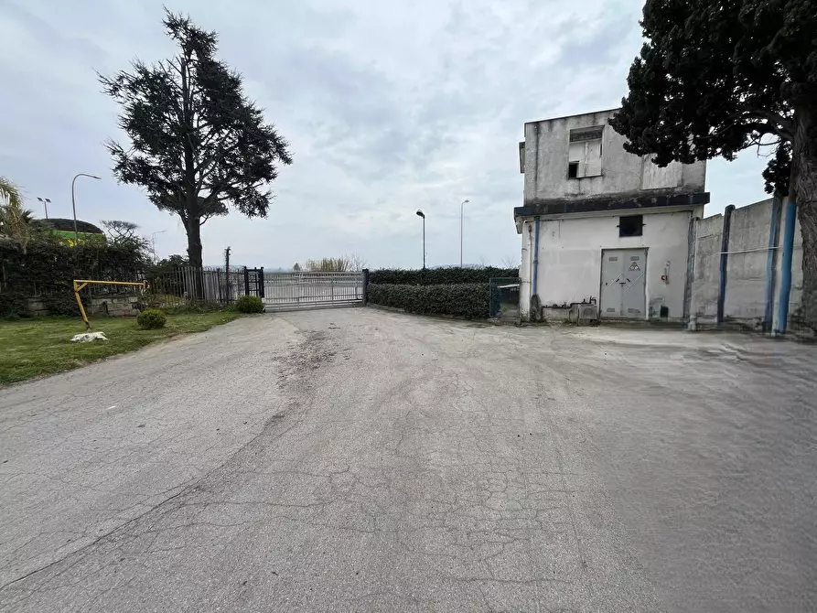 Immagine 29 di Capannone industriale in vendita  in via San Francesco a Patria a Giugliano In Campania