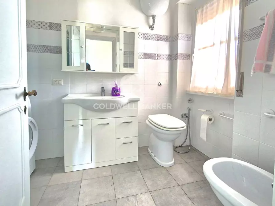 Immagine 13 di Appartamento in vendita  in Viale Andrea Doria a Tarquinia