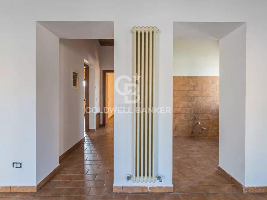 Immagine 7 di Appartamento in vendita  in Piazza Giardini Raffaello Sanzio a Tavoleto