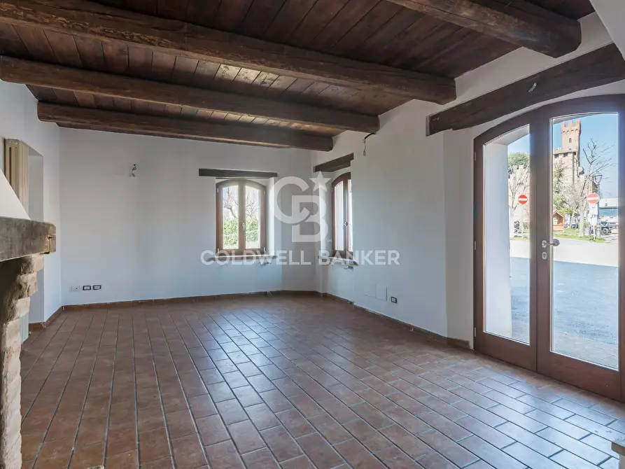 Immagine 6 di Appartamento in vendita  in Piazza Giardini Raffaello Sanzio a Tavoleto