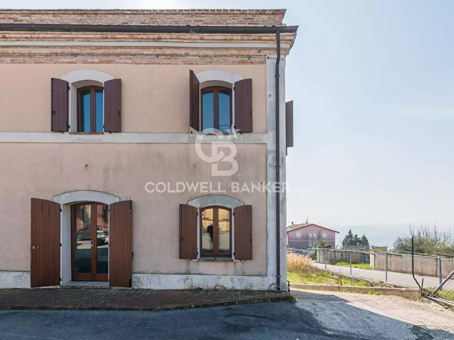 Immagine 2 di Appartamento in vendita  in Piazza Giardini Raffaello Sanzio a Tavoleto