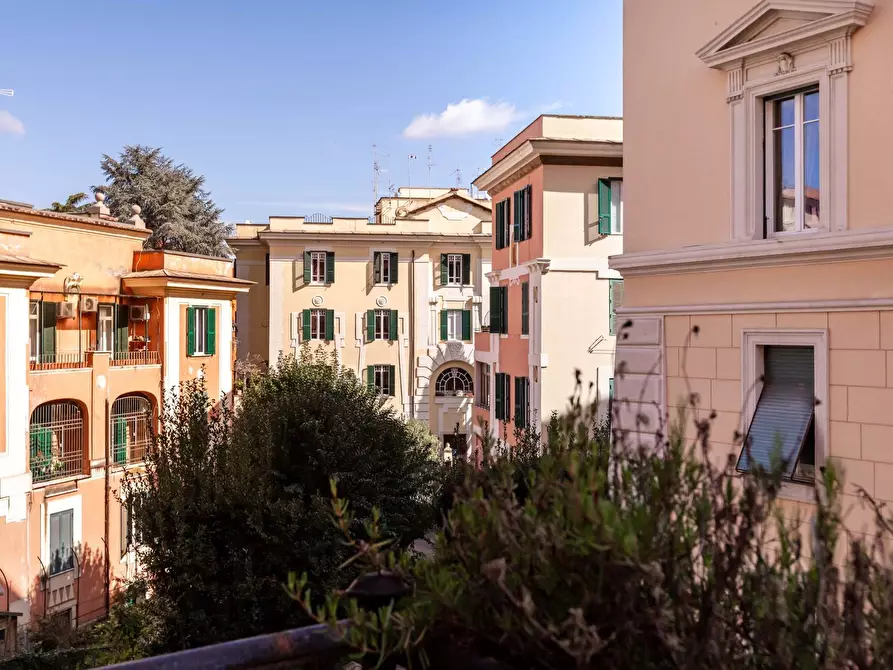 Immagine 23 di Appartamento in vendita  in Via Taro a Roma