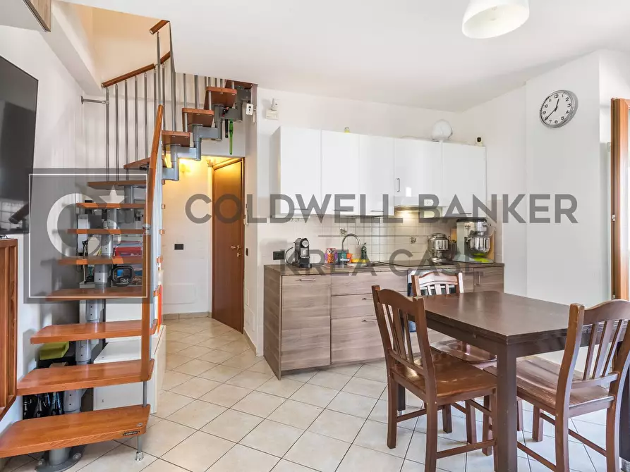 Immagine 3 di Appartamento in vendita  in Via Mentana a Marino