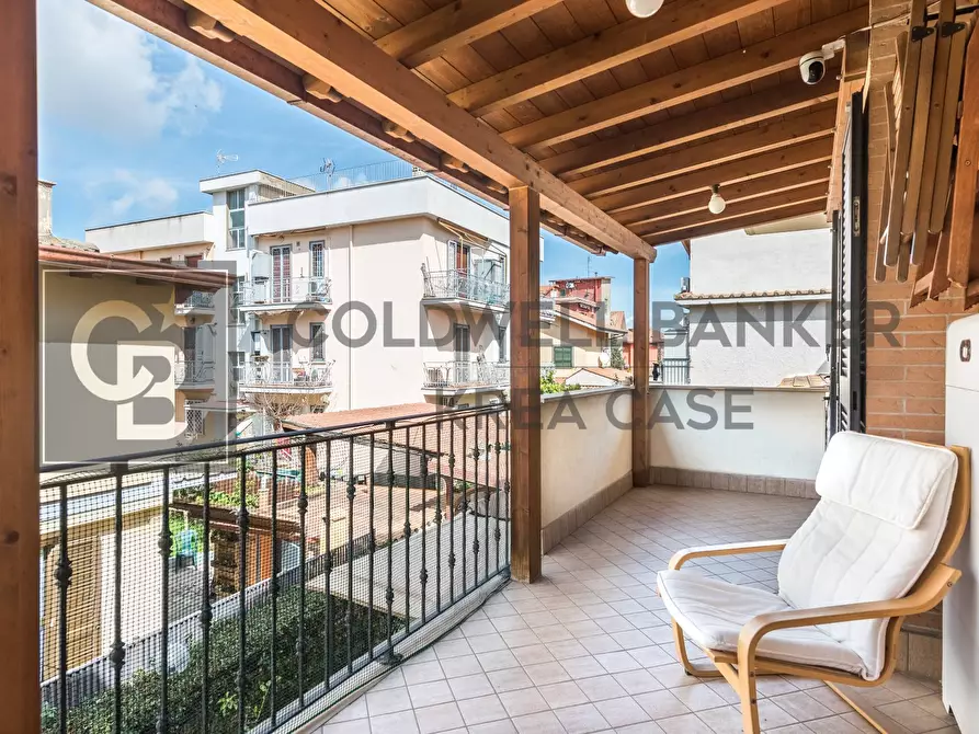 Immagine 7 di Appartamento in vendita  in Via Mentana a Marino