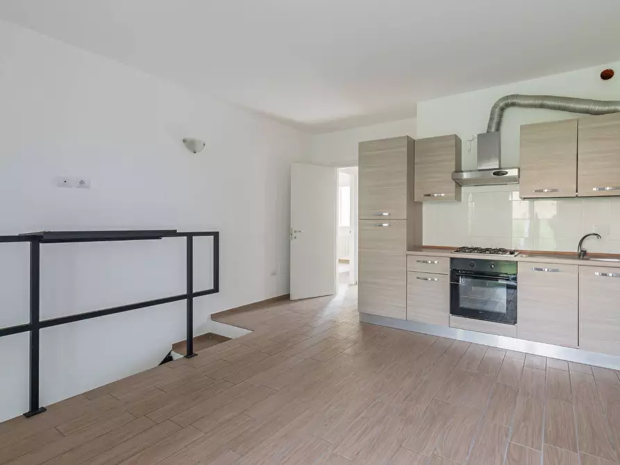 Immagine 5 di Appartamento in vendita  in Via Della Quercia a Pesaro