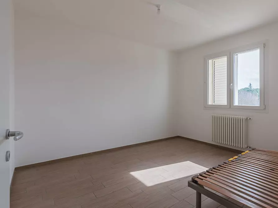 Immagine 8 di Appartamento in vendita  in Via Della Quercia a Pesaro