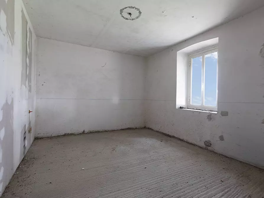 Immagine 25 di Rustico / casale in vendita  in Località Scassato a Vetralla