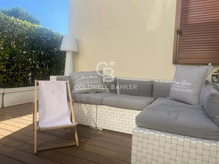 Immagine 12 di Villetta a schiera in vendita  in Via dei pini a Riccione