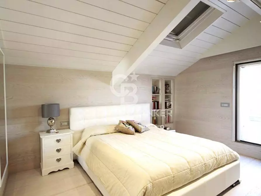 Immagine 23 di Villetta a schiera in vendita  in Via dei pini a Riccione