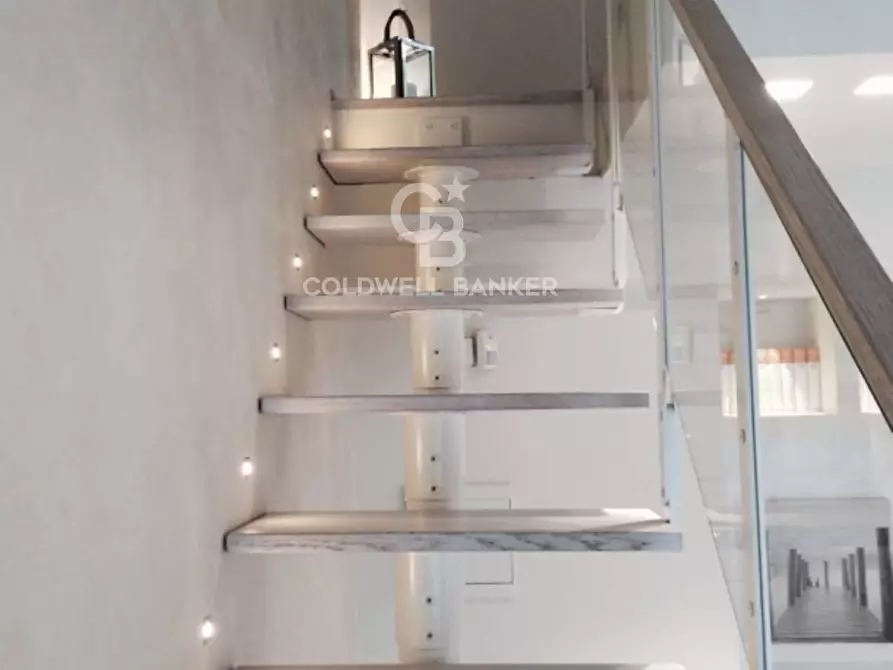 Immagine 9 di Villetta a schiera in vendita  in Via dei pini a Riccione