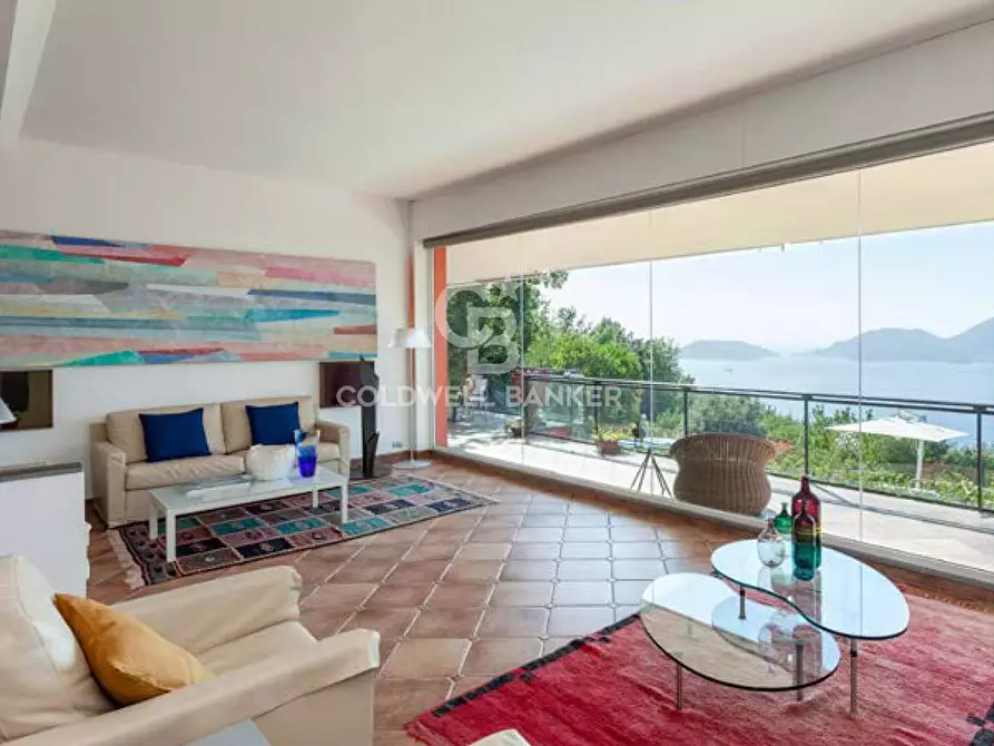 Immagine 21 di Villa in vendita  a Lerici