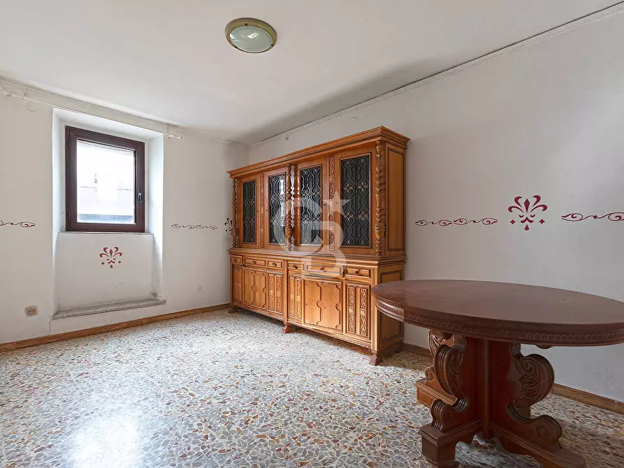 Immagine 6 di Appartamento in vendita  in Via Zuccari a Viterbo