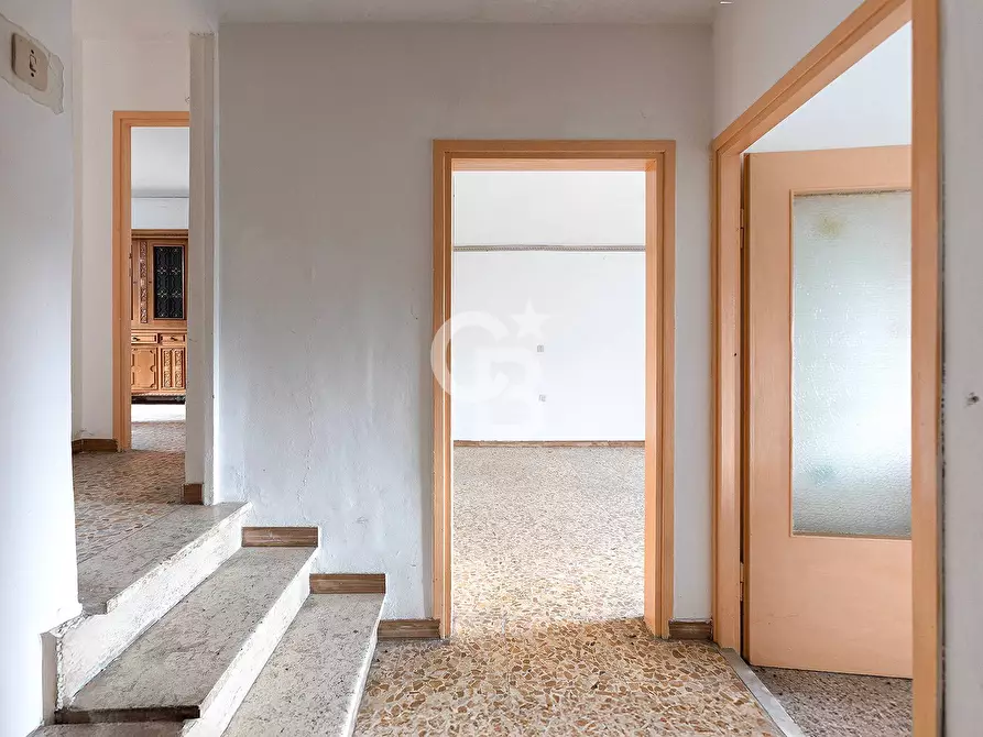 Immagine 19 di Appartamento in vendita  in Via Zuccari a Viterbo