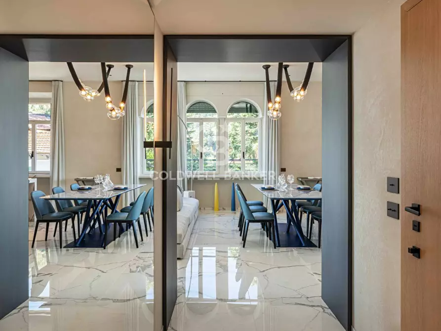 Immagine 7 di Appartamento in vendita  in via Della Libertà a Cernobbio