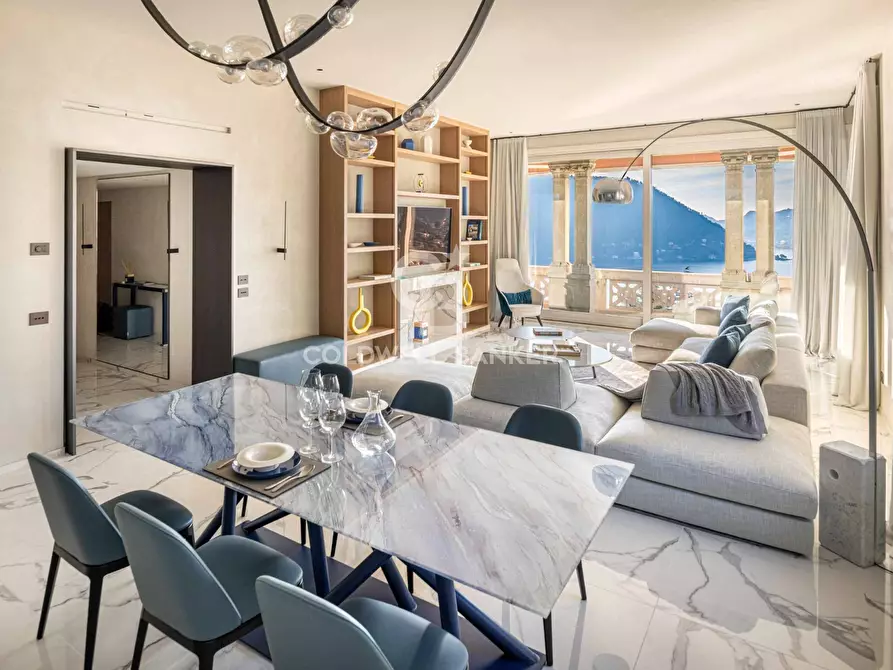 Immagine 5 di Appartamento in vendita  in via Della Libertà a Cernobbio