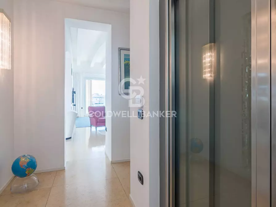 Immagine 17 di Attico in vendita  in Via Corridoni a Cattolica