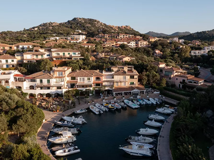 Immagine 18 di Appartamento in vendita  in VIA NUOVA DARSENA a Olbia