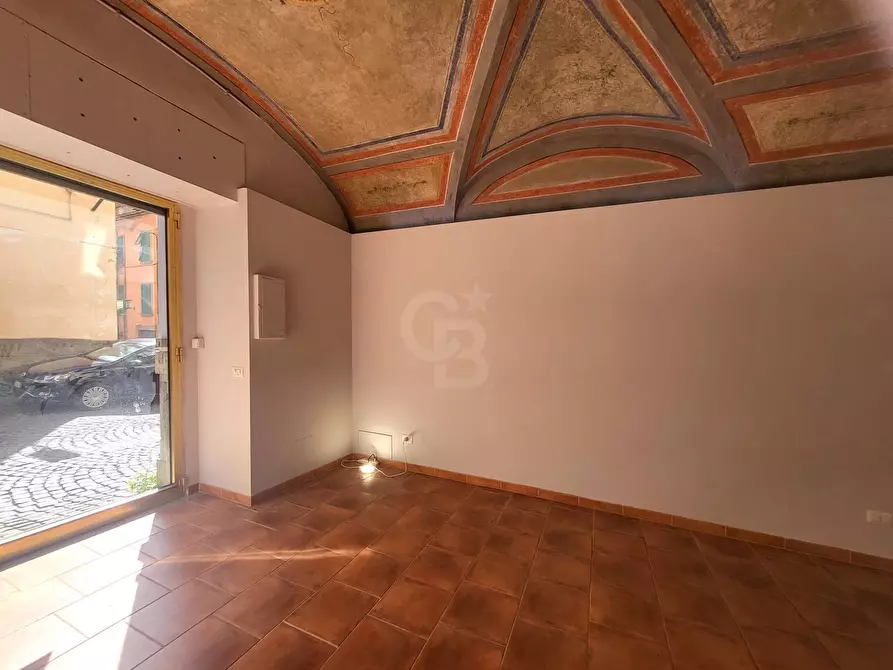 Immagine 6 di Locale commerciale in affitto  in Via Amendola a Viterbo